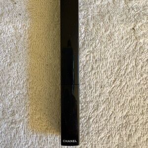 CHANEL Le Liner De Chanel Rouge Noir